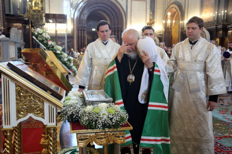 В праздник Преображения Господня Святейший Патриарх Кирилл совершил Литургию в Храме Христа Спасителя